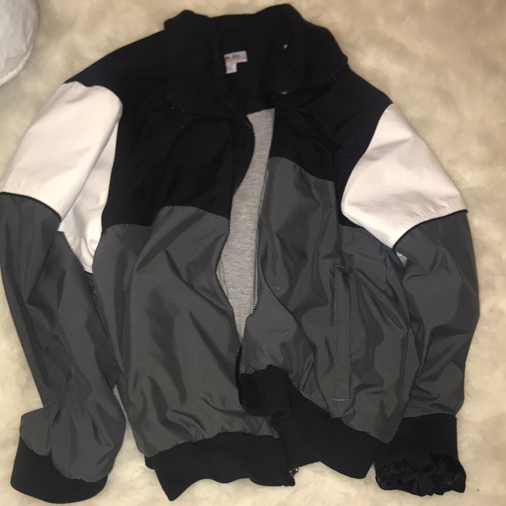 Super cute vintage windbreaker/bomber(oversized)